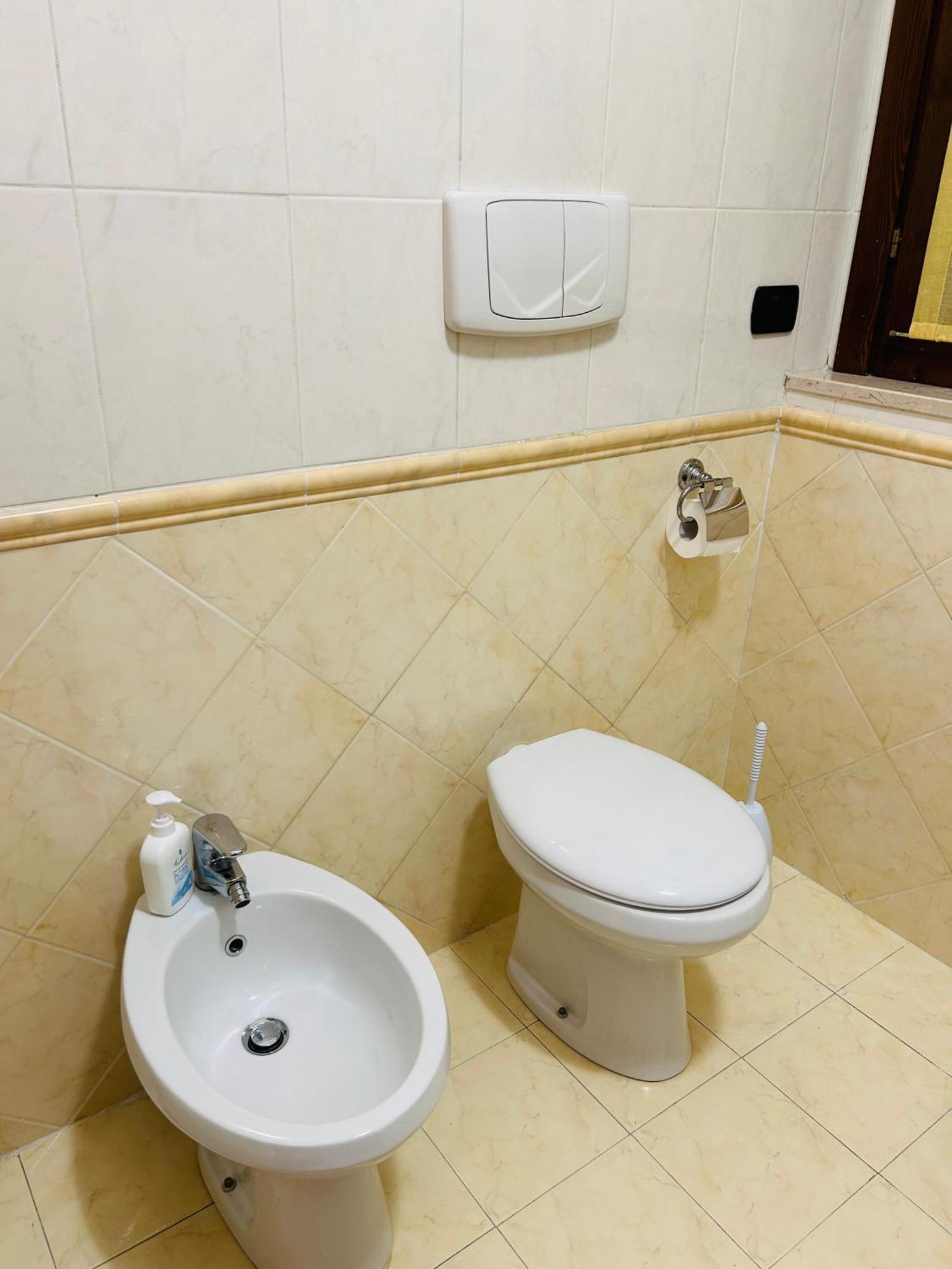 The House Room Aeroporto Φιουμιτσίνο Εξωτερικό φωτογραφία