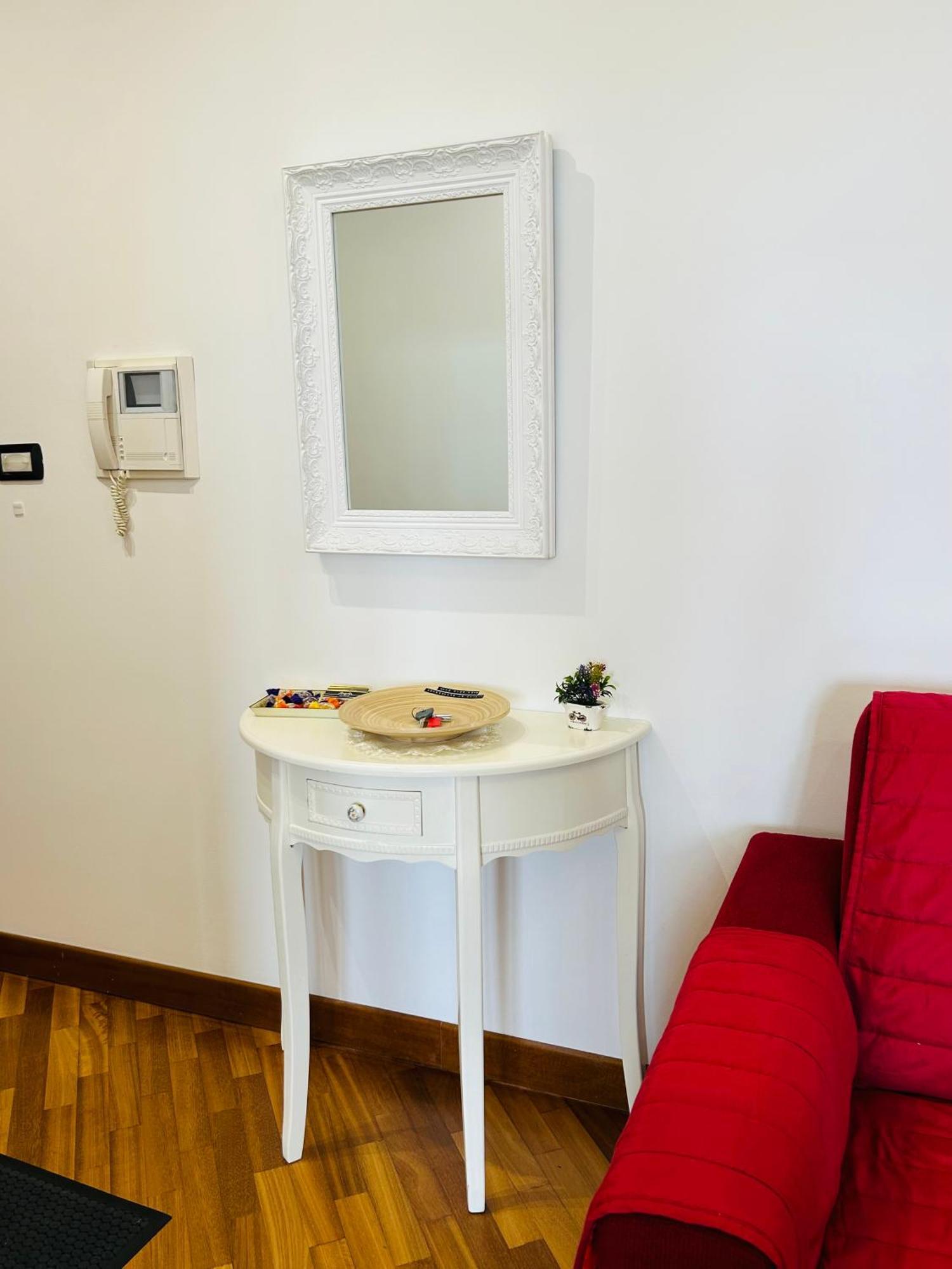 The House Room Aeroporto Φιουμιτσίνο Εξωτερικό φωτογραφία